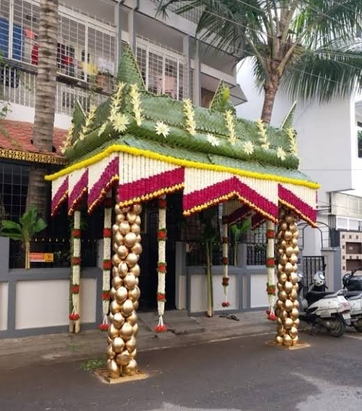Haldi Floral Stage